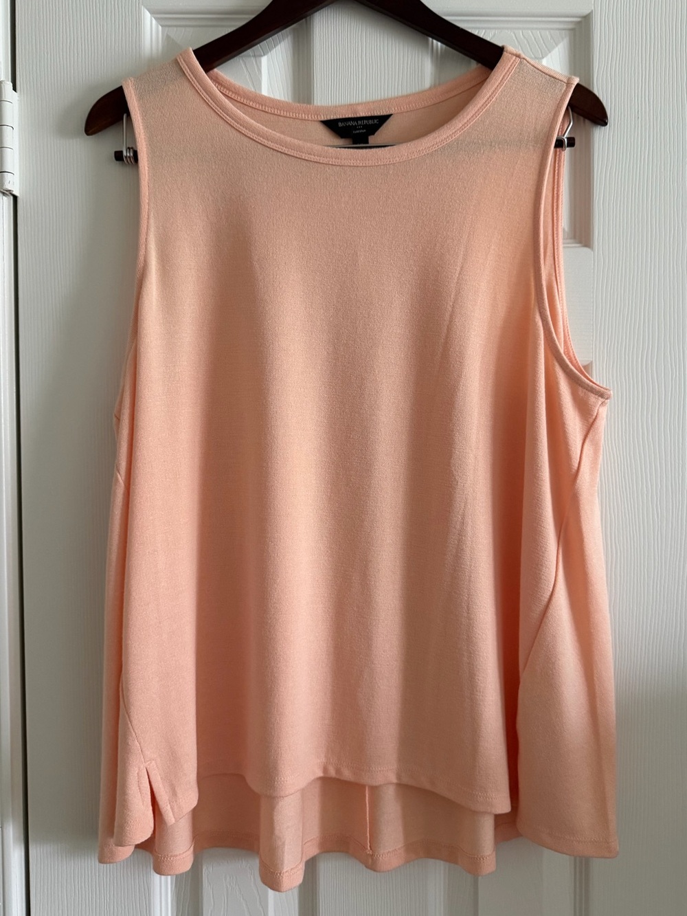 Banana Republic Women's Luxespun Coral Tank Top, Polyester Viscose, Size XL